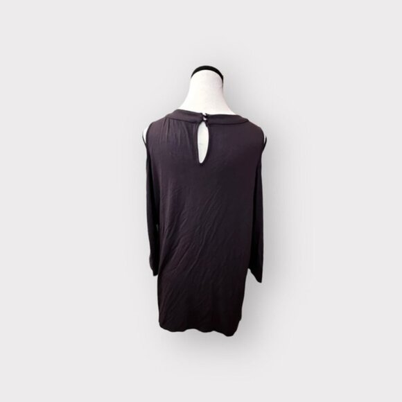 NWT Women’s Torrid Gray Super Soft V-Neck Lace-Up Cold Shoulder Long Sleeve 2 - Picture 6 of 14